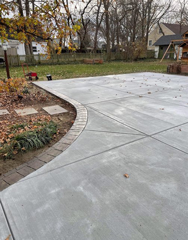 Concrete Driveways in LaDue / Concrete Driveways LaDue Missouri